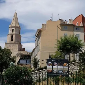 *** Aparthotel Residhotel Vieux Port Francie
