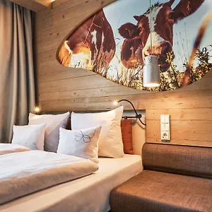 Cocoon Hauptbahnhof 4*, מינכן גרמניה