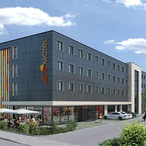 Hotel München-olympiapark, München