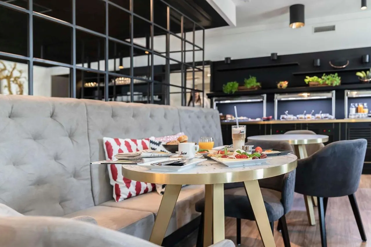 ***  Abasto Hotel Muenchen Feldmoching ドイツ