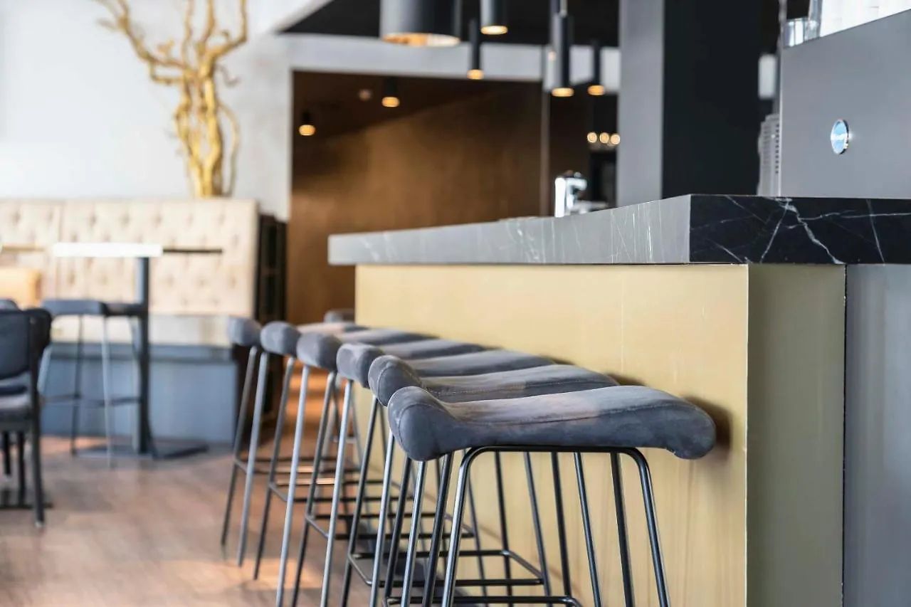 Abasto Hotel München Feldmoching 3*,