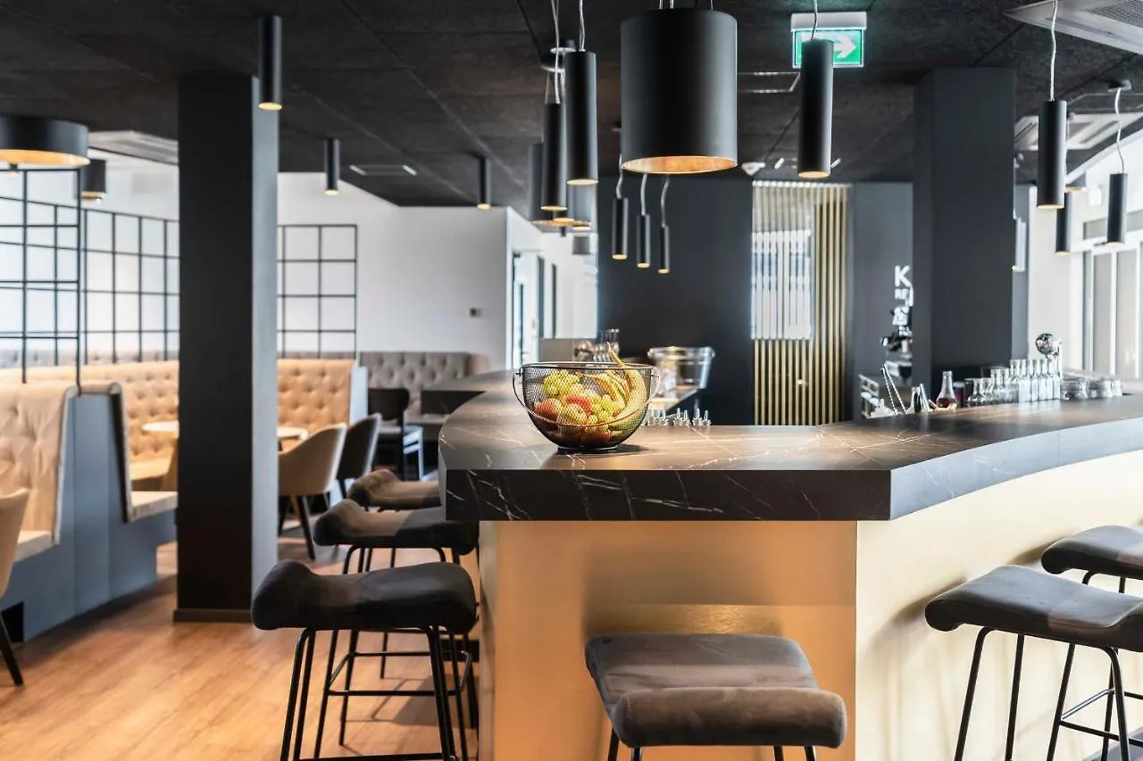 Abasto Hotel München Feldmoching 3*,